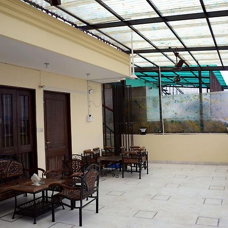 Mohini Home Stay آغْرا المظهر الخارجي الصورة