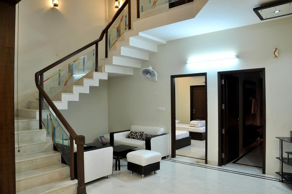 Mohini Home Stay آغْرا المظهر الخارجي الصورة