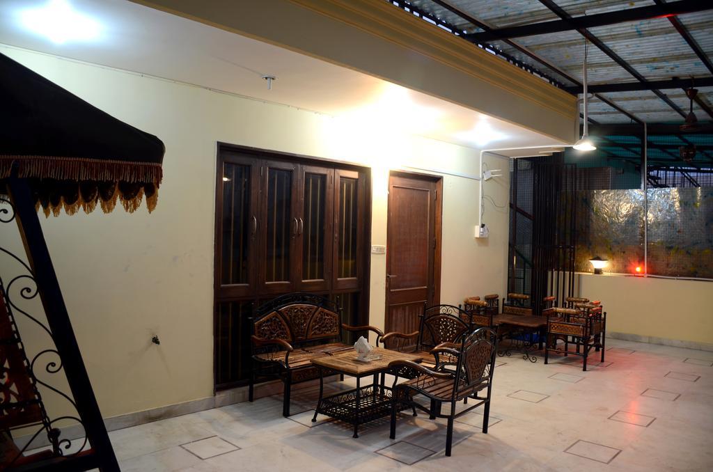 Mohini Home Stay آغْرا المظهر الخارجي الصورة